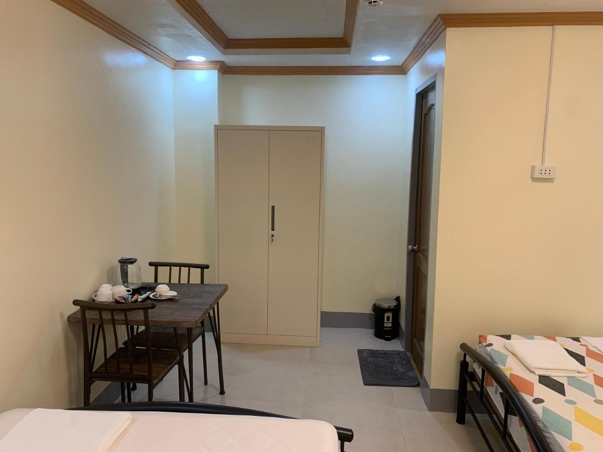 Zl Travelers Inn Batuan Zewnętrze zdjęcie