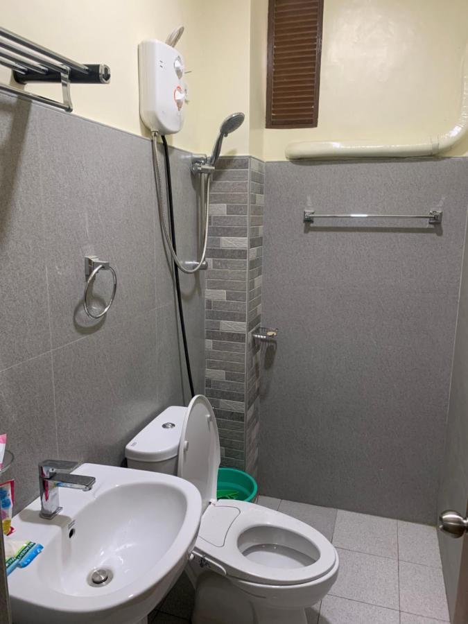 Zl Travelers Inn Batuan Zewnętrze zdjęcie