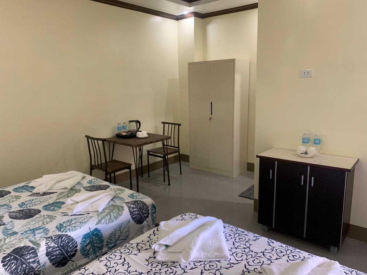 Zl Travelers Inn Batuan Zewnętrze zdjęcie