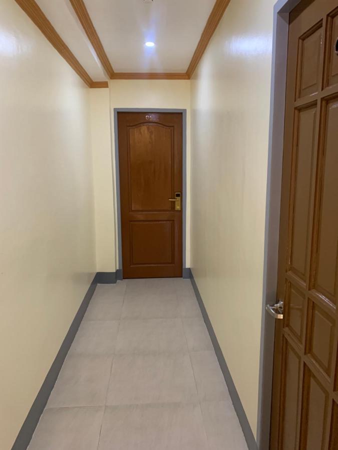 Zl Travelers Inn Batuan Zewnętrze zdjęcie