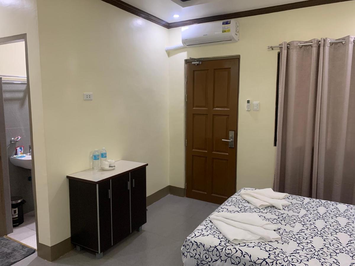 Zl Travelers Inn Batuan Zewnętrze zdjęcie