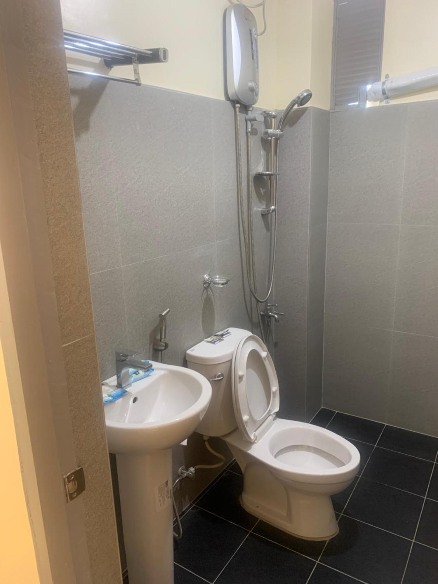Zl Travelers Inn Batuan Zewnętrze zdjęcie