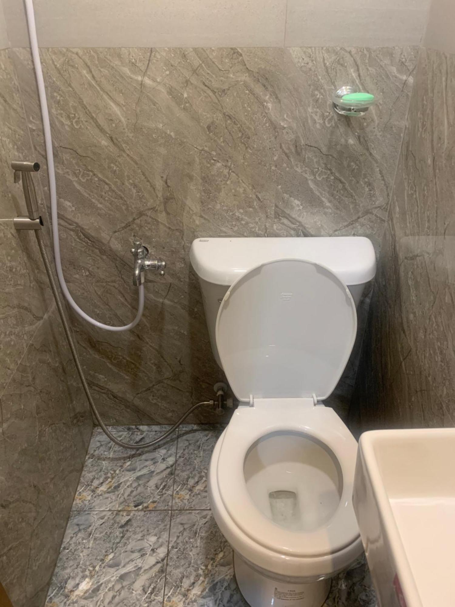 Zl Travelers Inn Batuan Zewnętrze zdjęcie